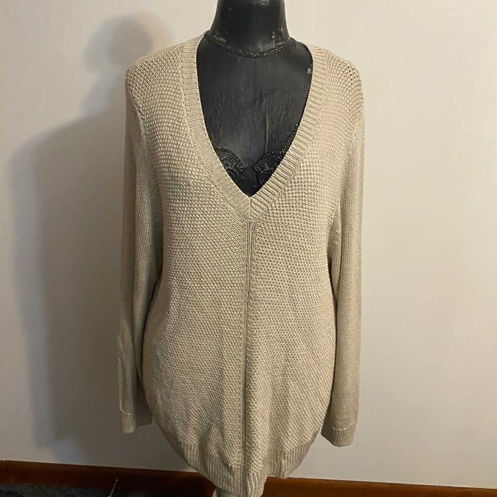 Apt 9 Beige V-neck Knit sweater, size 2X